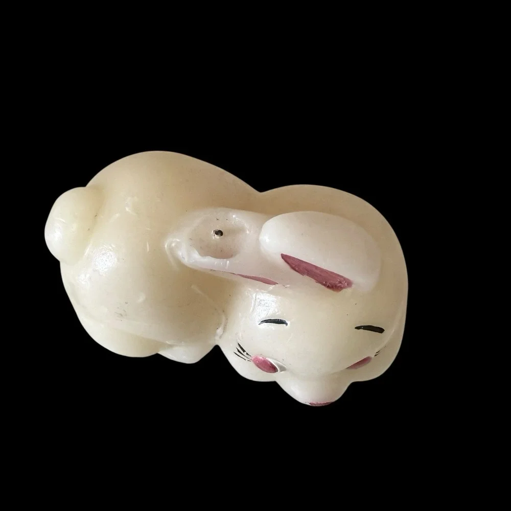 Vtg Unbranded Scuplted‎ Easter Bunny Rabbit Shaped Candle Unscented White & Pink